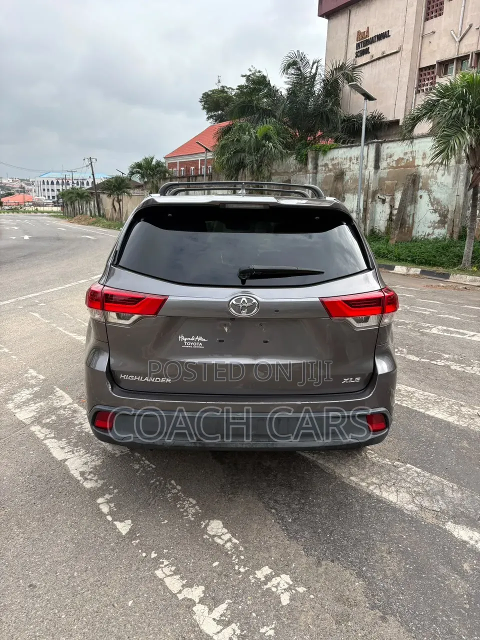 Toyota Highlander 2019 Brown