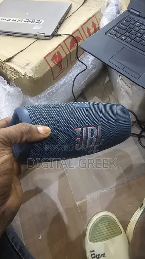 JBL Charge 5