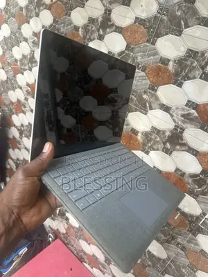 Laptop Microsoft Surface 8GB Intel Core i5 SSD 256GB