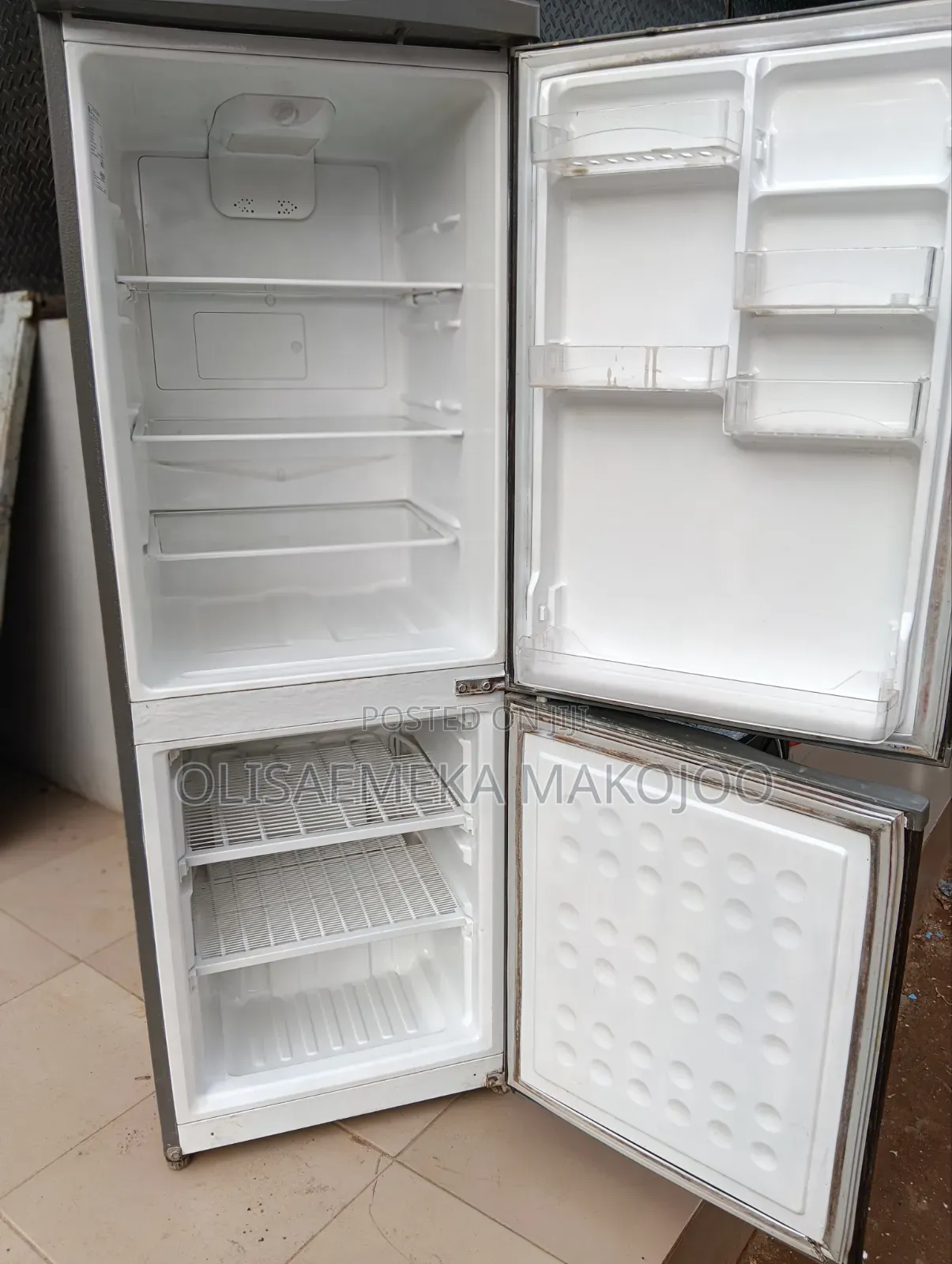 22L LG Fridge and Freezer Standing