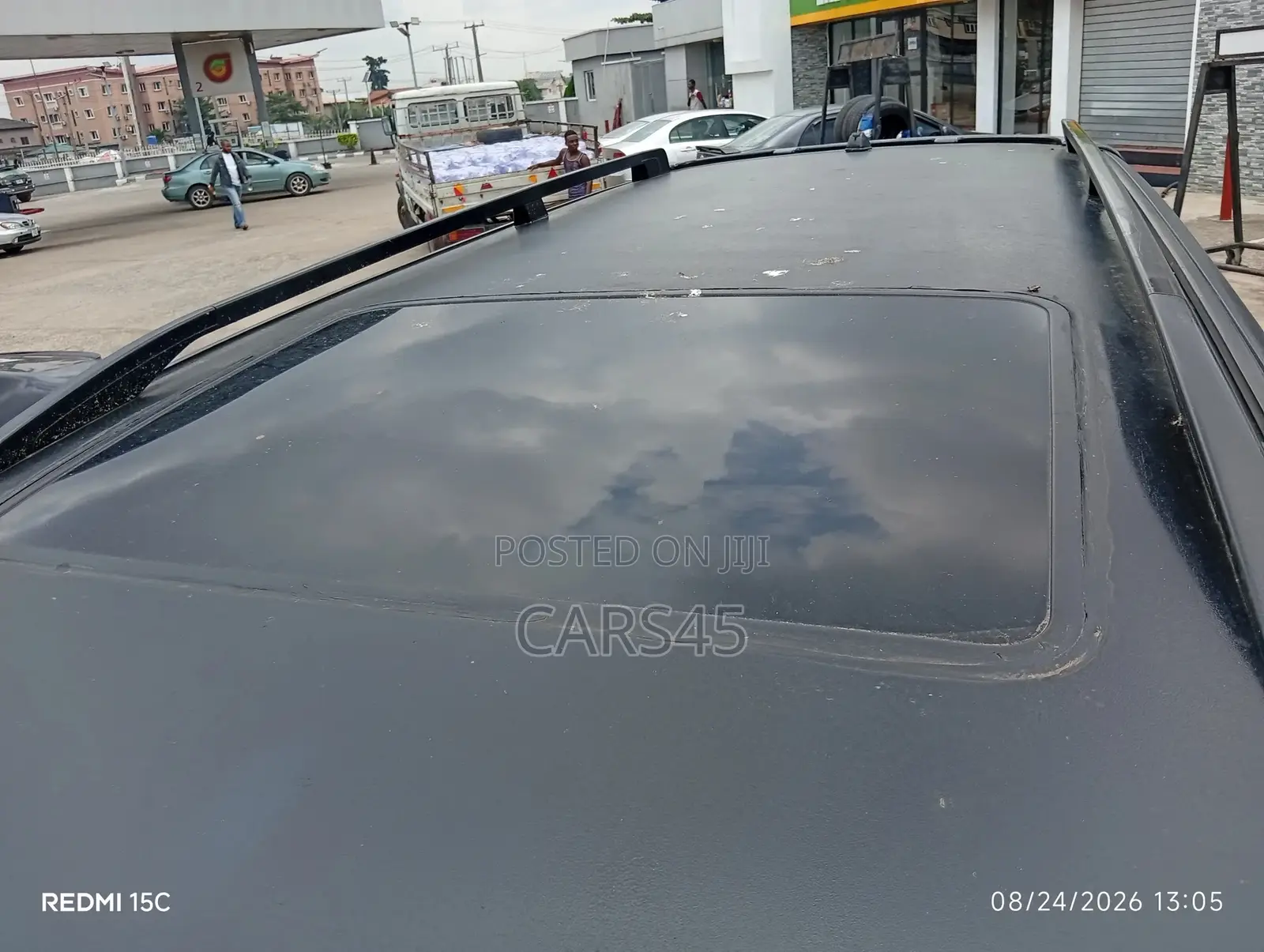 Mitsubishi SpaceWagon 1999 Black