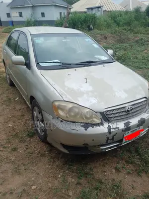 Toyota Corolla 2004 Silver