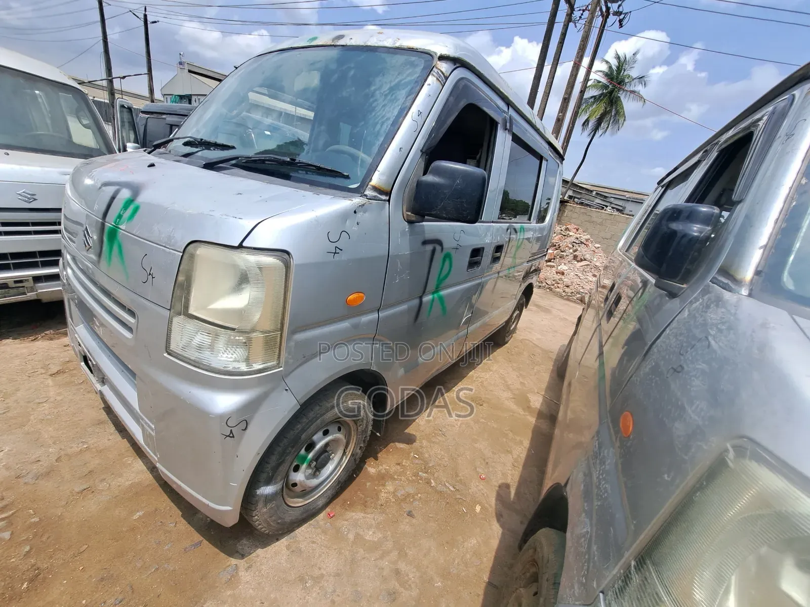 Suzuki Every 2012 Grey