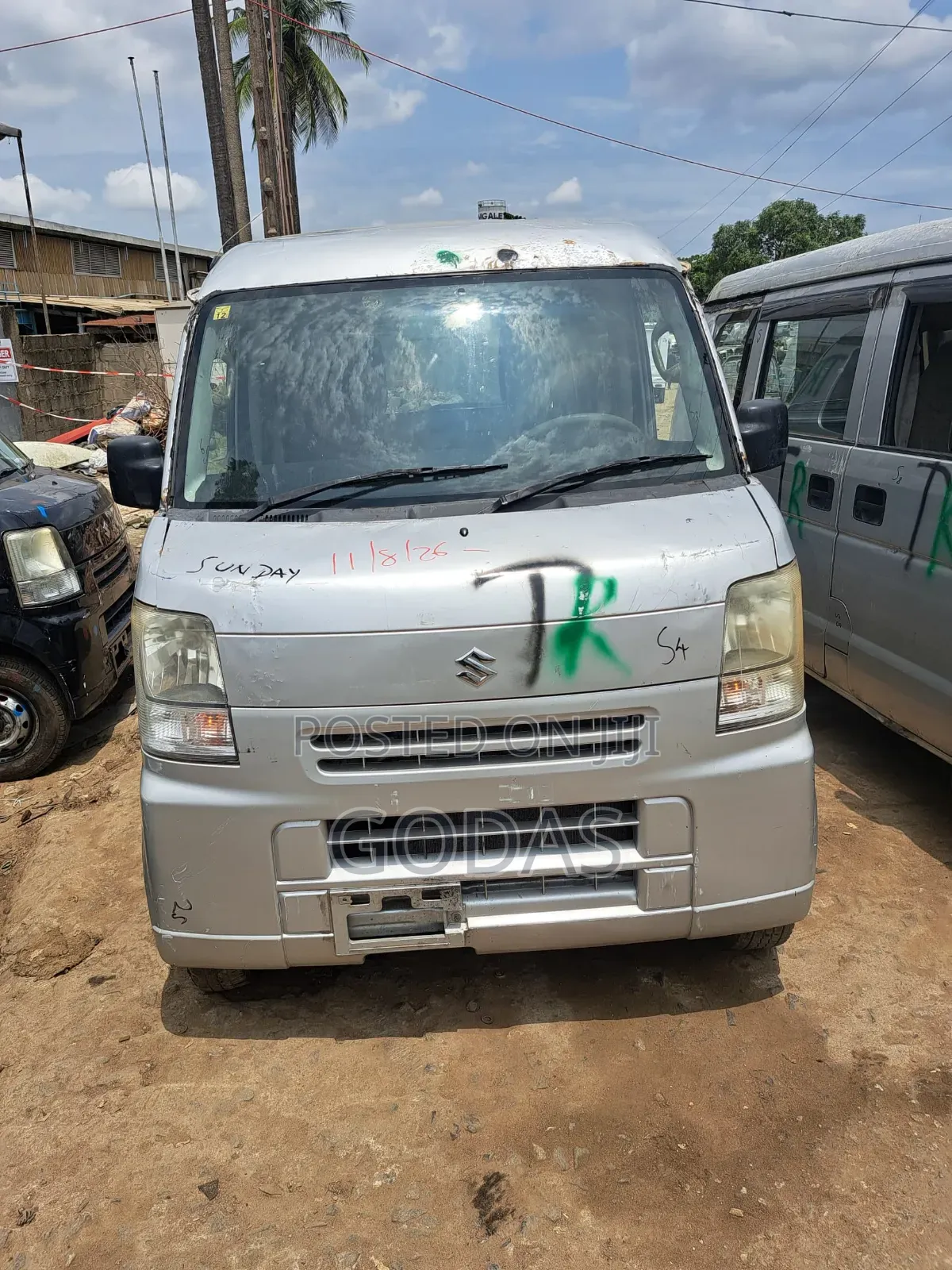 Suzuki Every 2012 Grey