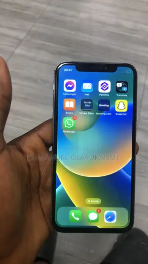 Apple iPhone X 64 GB White