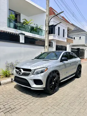 Mercedes-Benz GLE-Class 2016 Silver