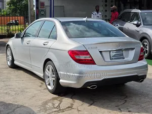Mercedes-Benz C300 2013 Silver