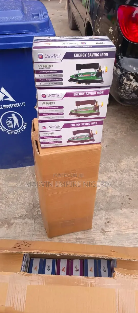 Gas Press Iron