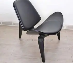 High Quality Relaxing and Rocking Chair.