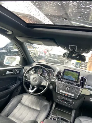 Mercedes-Benz GLE-Class 2018 White