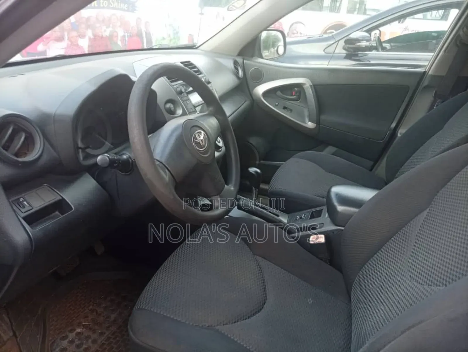 Toyota RAV4 2010 Silver