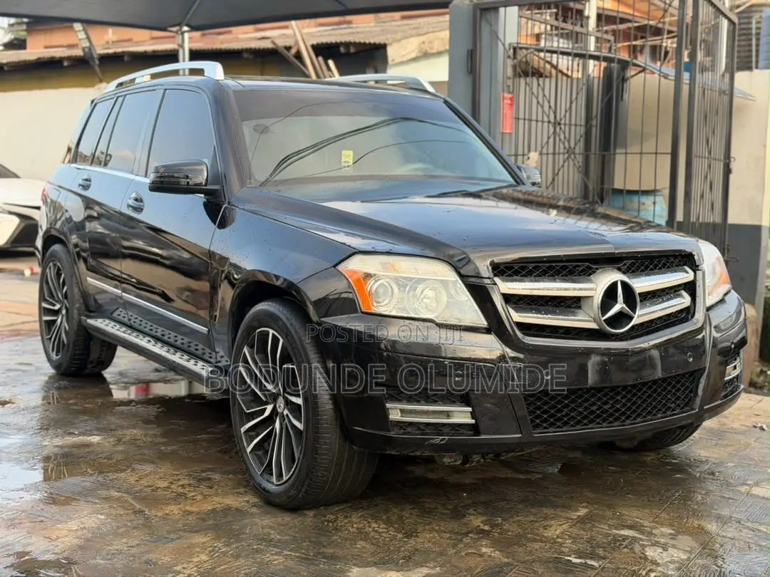 Mercedes-Benz GLK-Class 2010 Black