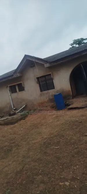 Furnished 3bdrm Bungalow in Isuti, Igando / Ikotun/Igando for sale