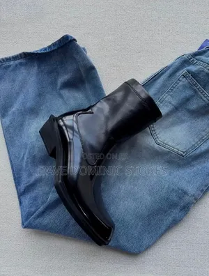 Stuart Weitzman Augustine Block Heel Boots