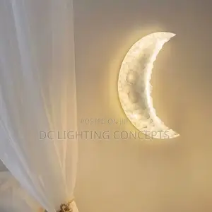 Modern Luxury Moon Crescent Lunar Led Wall Light for Living Room.