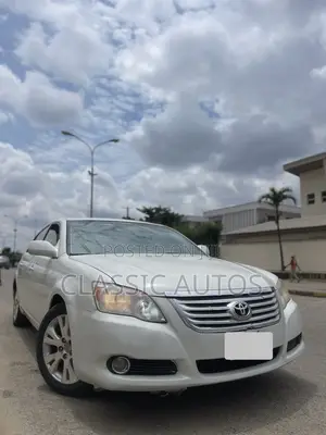 Toyota Avalon 2008 White