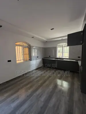 5bdrm Duplex in Lekki Phase 1 for rent