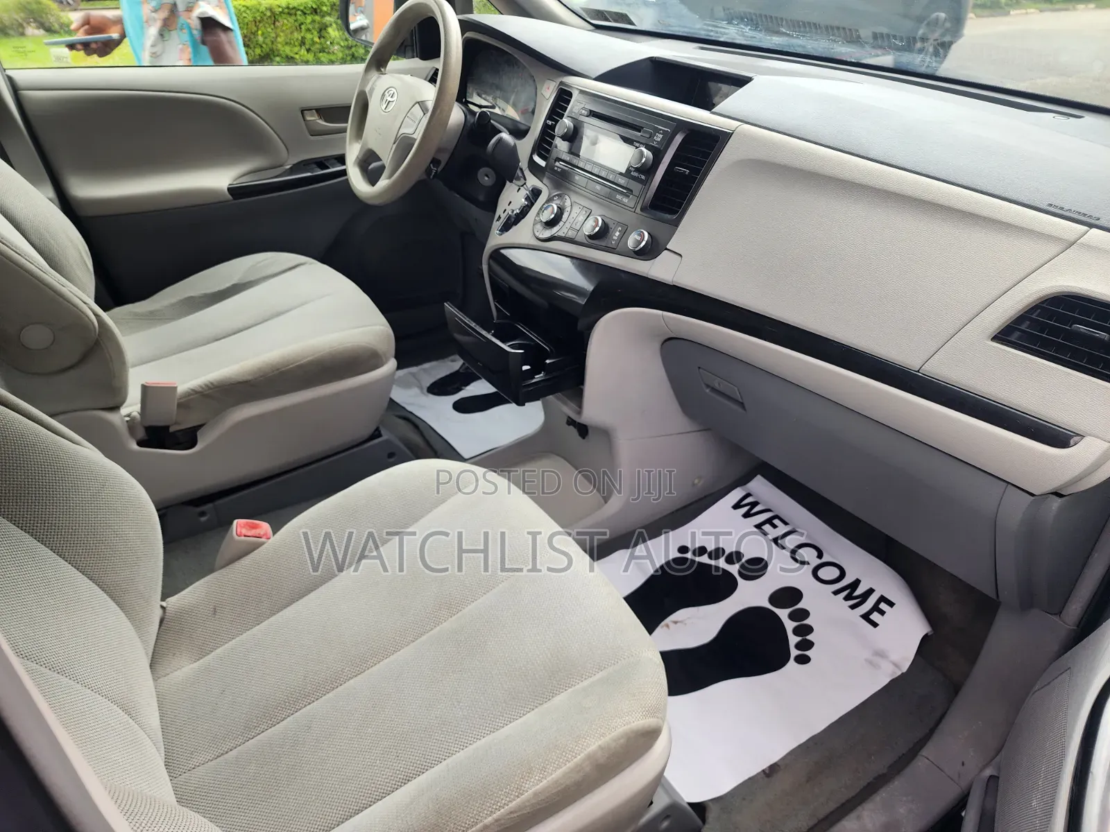 Toyota Sienna 2012 Gray