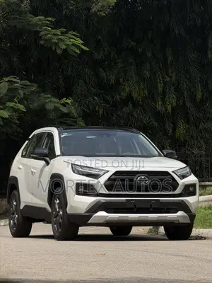 New Toyota RAV4 LE 2025 White