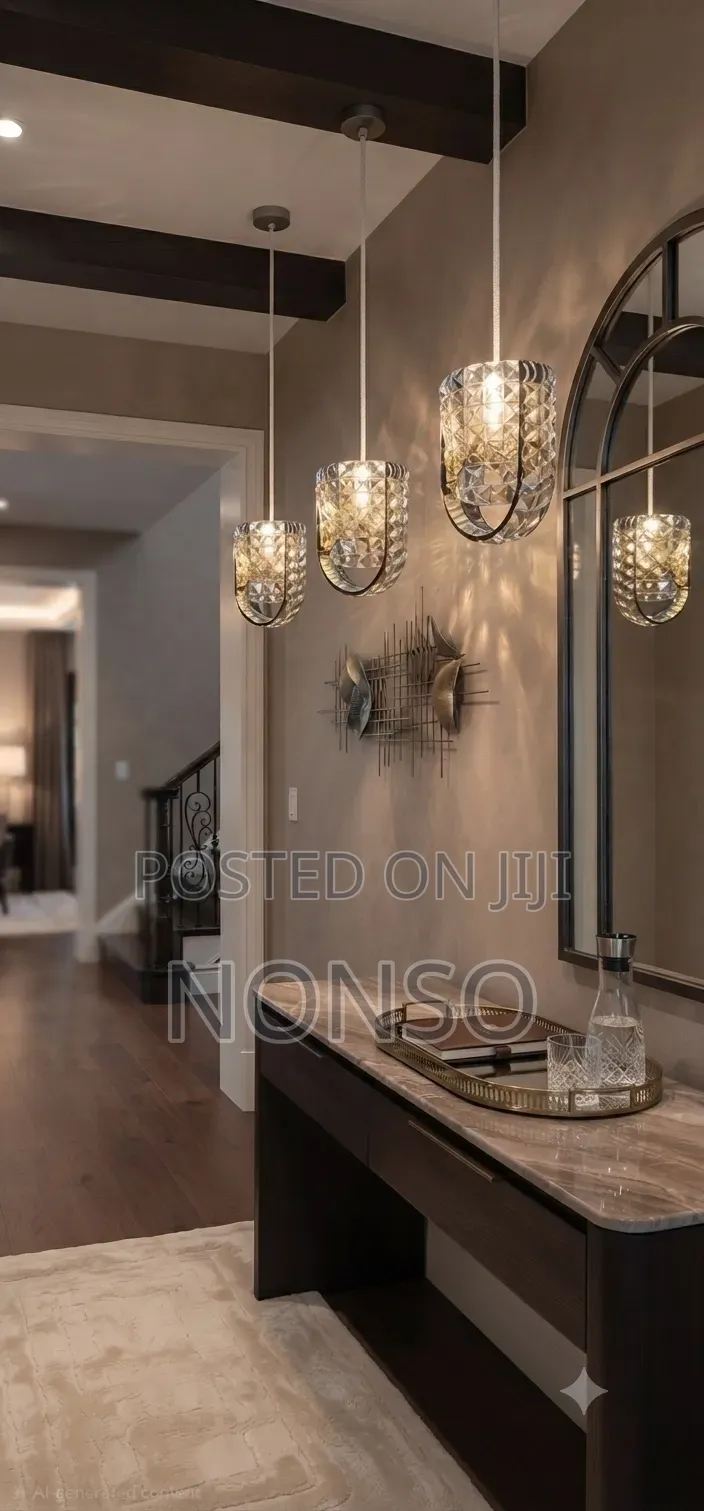 Light Luxury Faceted Crystal Pendant Light (