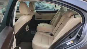 Lexus ES 2017 Gray