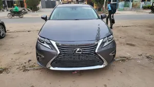 Lexus ES 2017 Gray