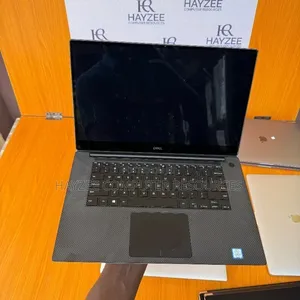Laptop Dell XPS 15 7590 32GB Intel Core i9 SSD 512GB