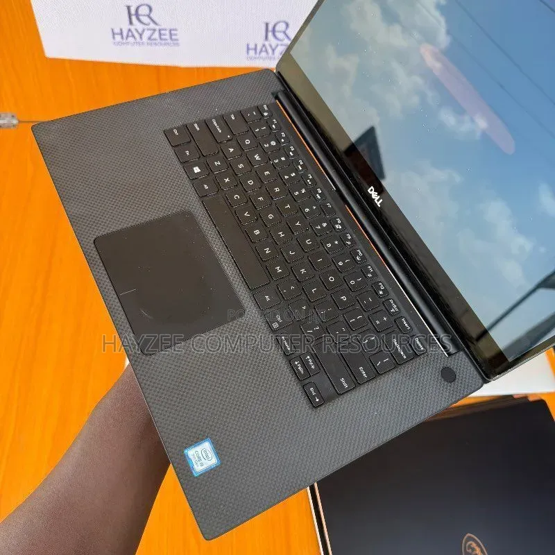 Laptop Dell XPS 15 7590 32GB Intel Core i9 SSD 512GB