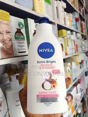 NIVEA Extra Bright Radiant Smooth Body Lotion 550ml