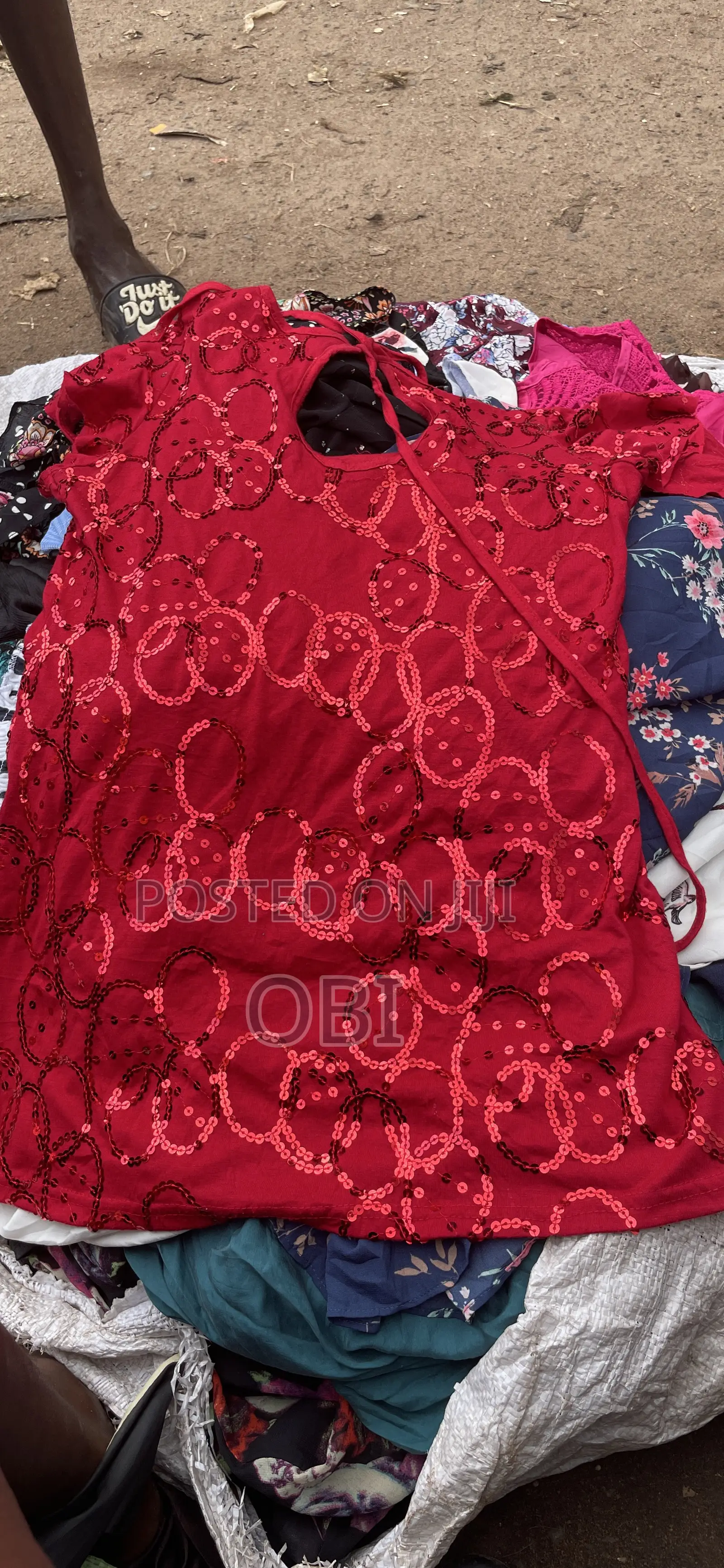Clearance Thrift Wears,call