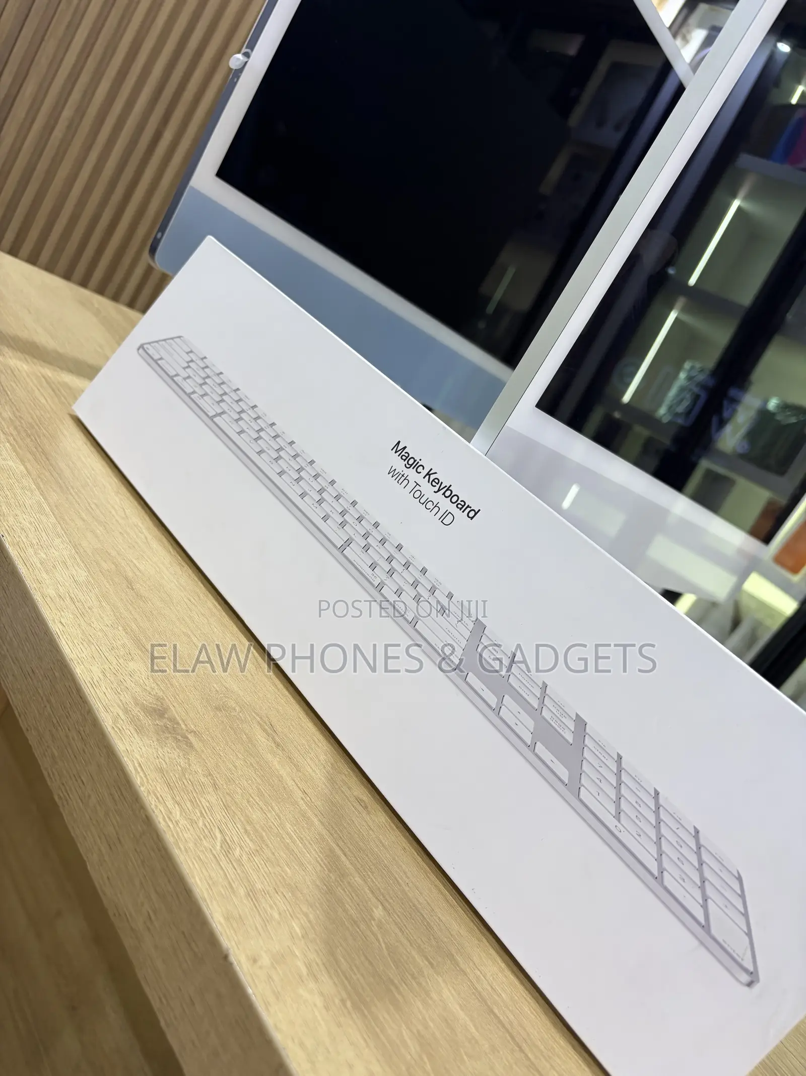 Mxk73 Magic Keyboard With Numeric, C Type , Touch Id || White