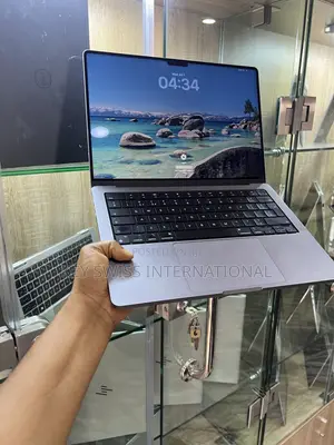 Laptop Apple MacBook Pro 2021 M1 16GB Apple M1 Pro SSD 1T