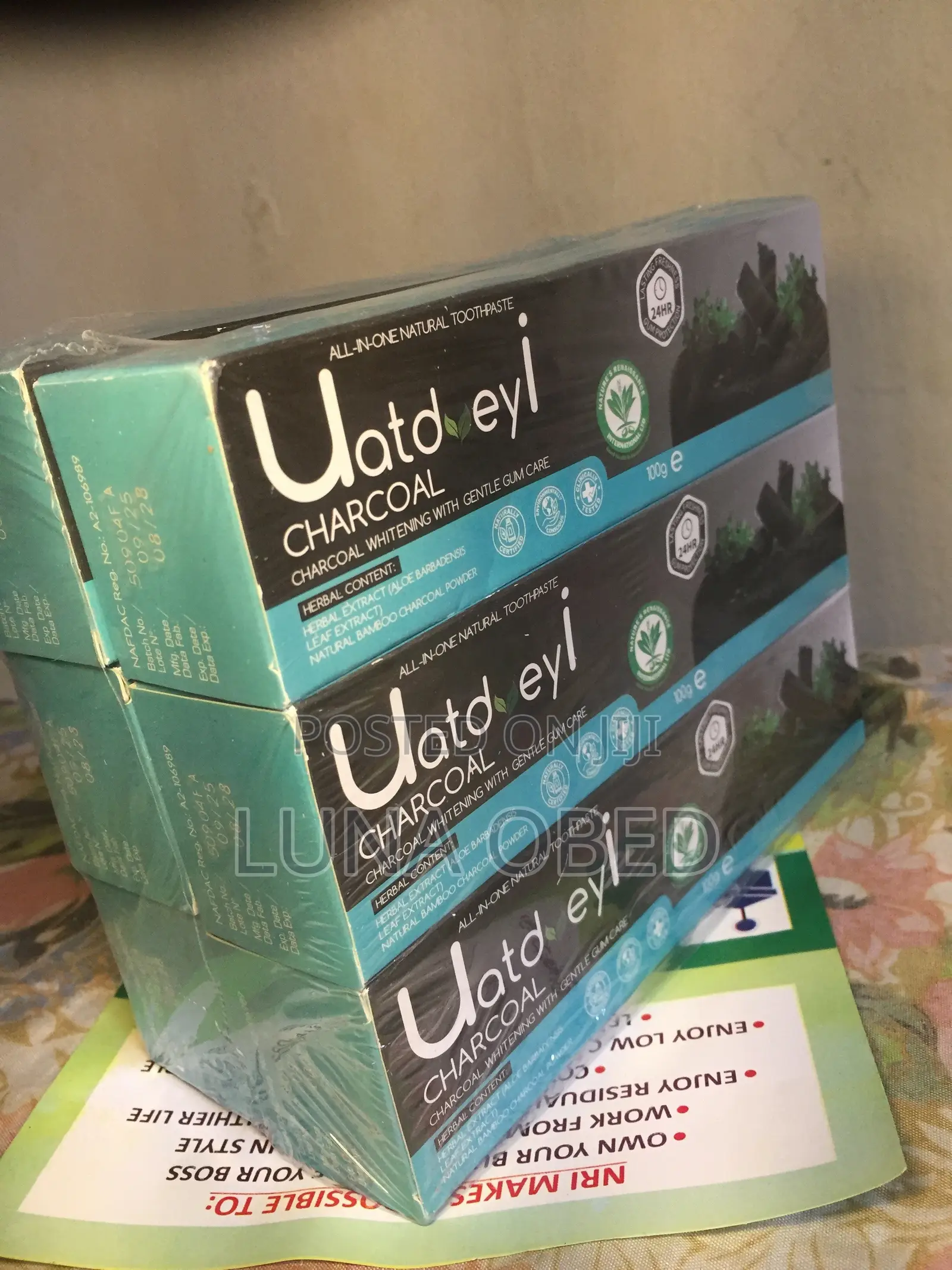 6 UATD Charcoal Toothpaste
