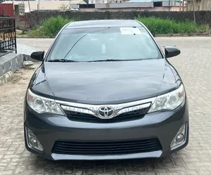Toyota Camry 2012 Gray