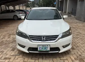 Honda Accord LX 4dr Sedan (2.4L 4cyl CVT) 2014 White