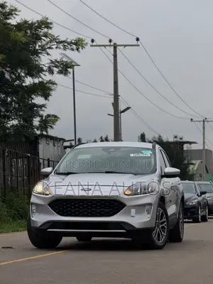 Ford Escape SEL FWD 2020 Silver