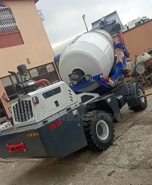 Self-Loading Concrete Mixer ( Brand New)