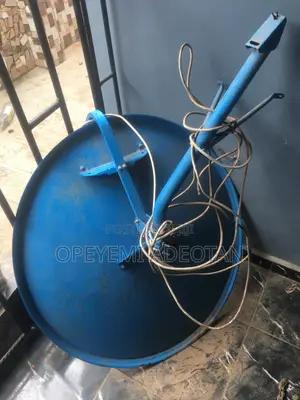 DSTV Dish Antenna and Decoder All Working Perfectly No Issue at All