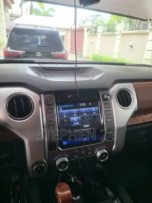 Toyota Tundra 2016 Gray
