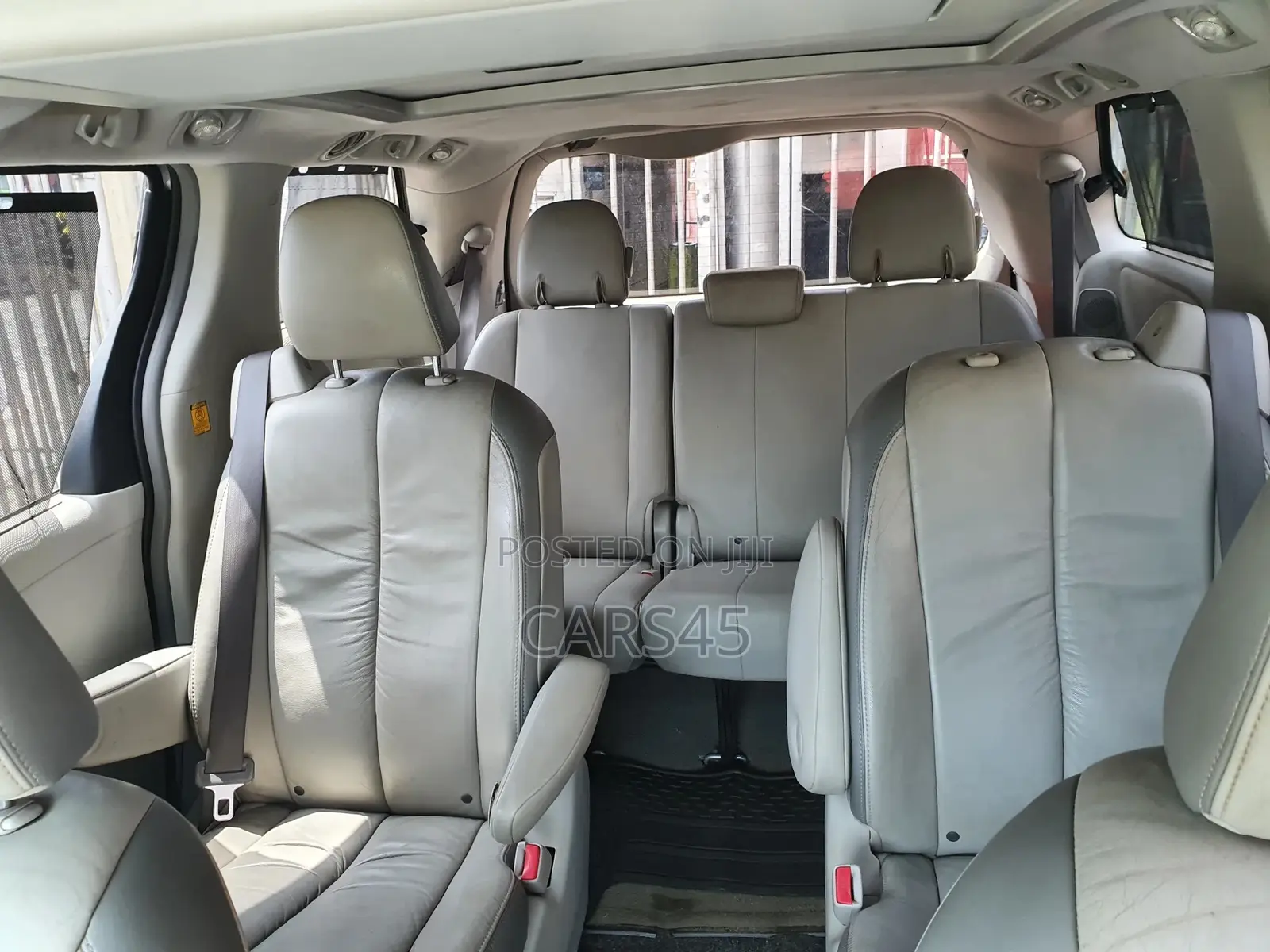 Toyota Sienna 2011 Gray