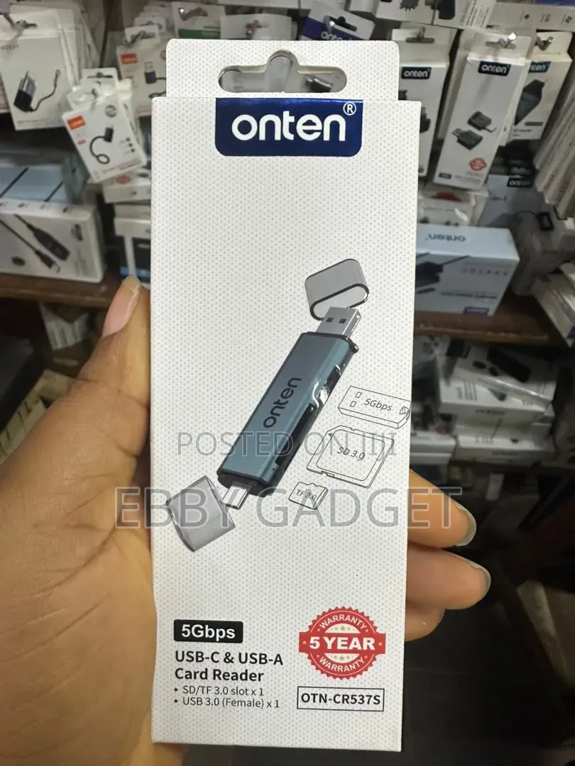 USB C and USB a Card Reader