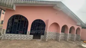 3bdrm Block of Flats in Babayo Priorities, Benin City for sale