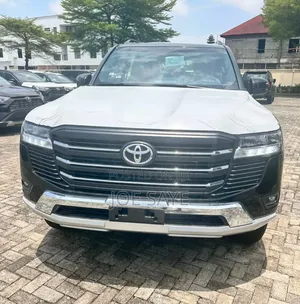 New Toyota Land Cruiser 2025 Black