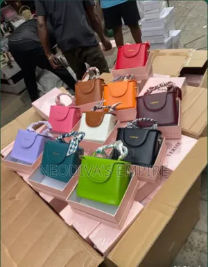 Verse HandBag