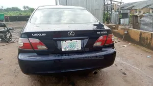 Lexus ES 2014 Blue