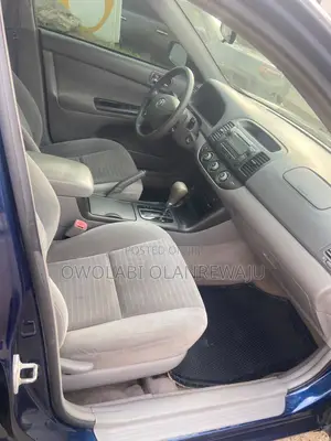 Toyota Camry 2005 Blue
