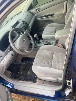 Toyota Camry 2005 Blue
