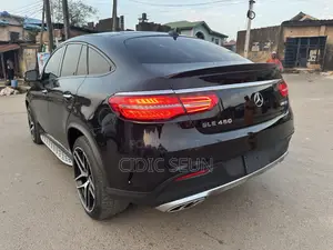 Mercedes-Benz GLE-Class 2017 Black