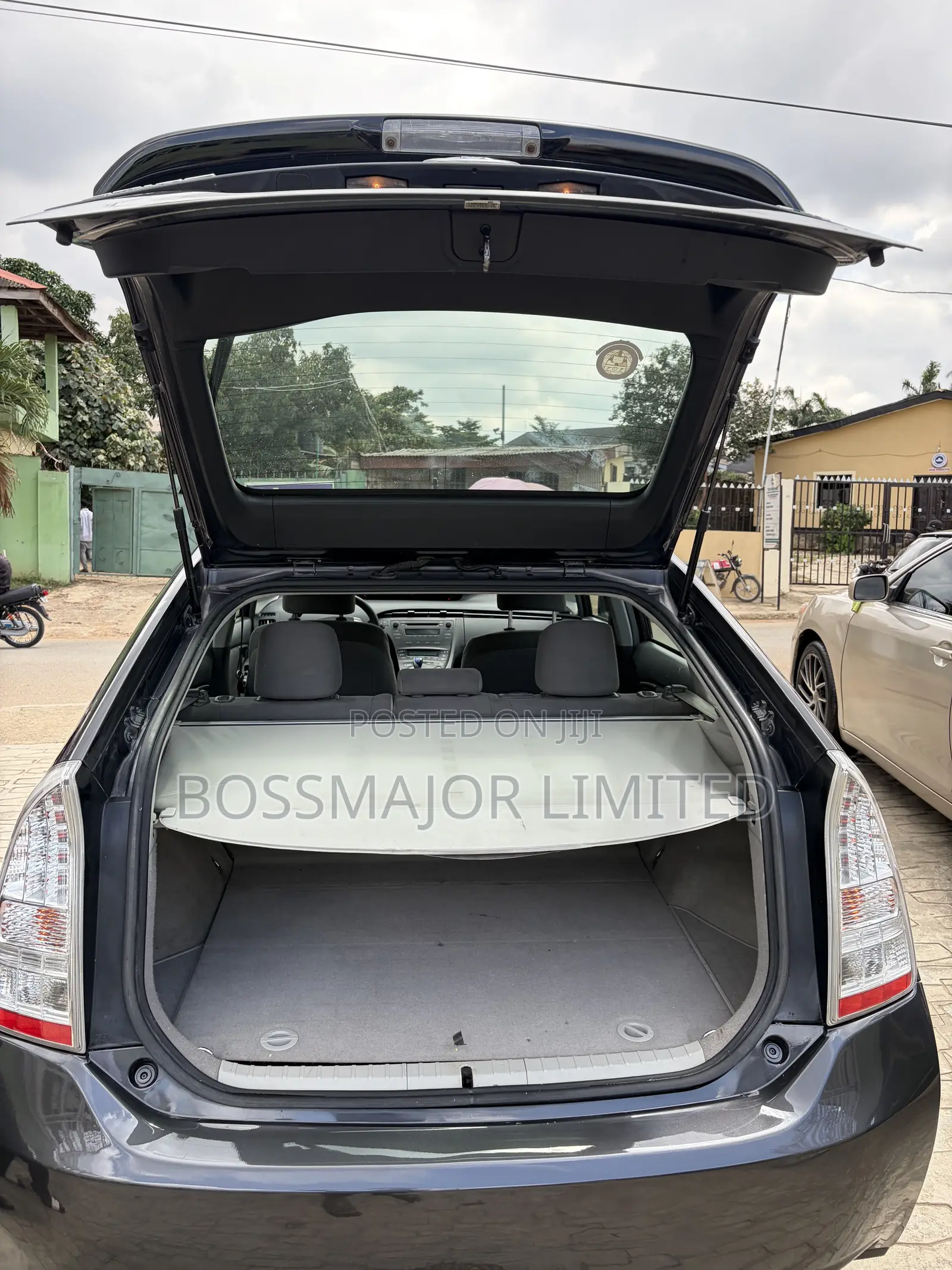 Toyota Prius 2011 Gray