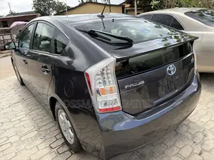 Toyota Prius 2011 Gray